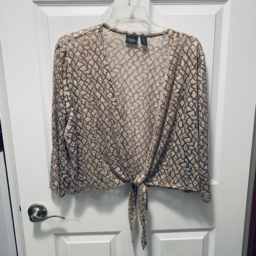 Chico’s Travelers Ladies Shrug, Size 3, Never Worn
